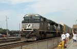 NS 2774 & 2524 lead train 214 past Pomona tower